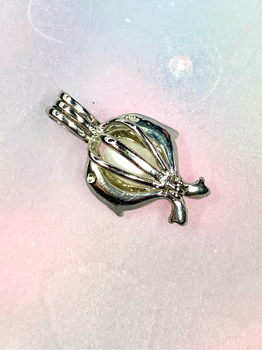 Dolphin Pearl Pendant in Shiny Silver Tone - Picture 2 of 3